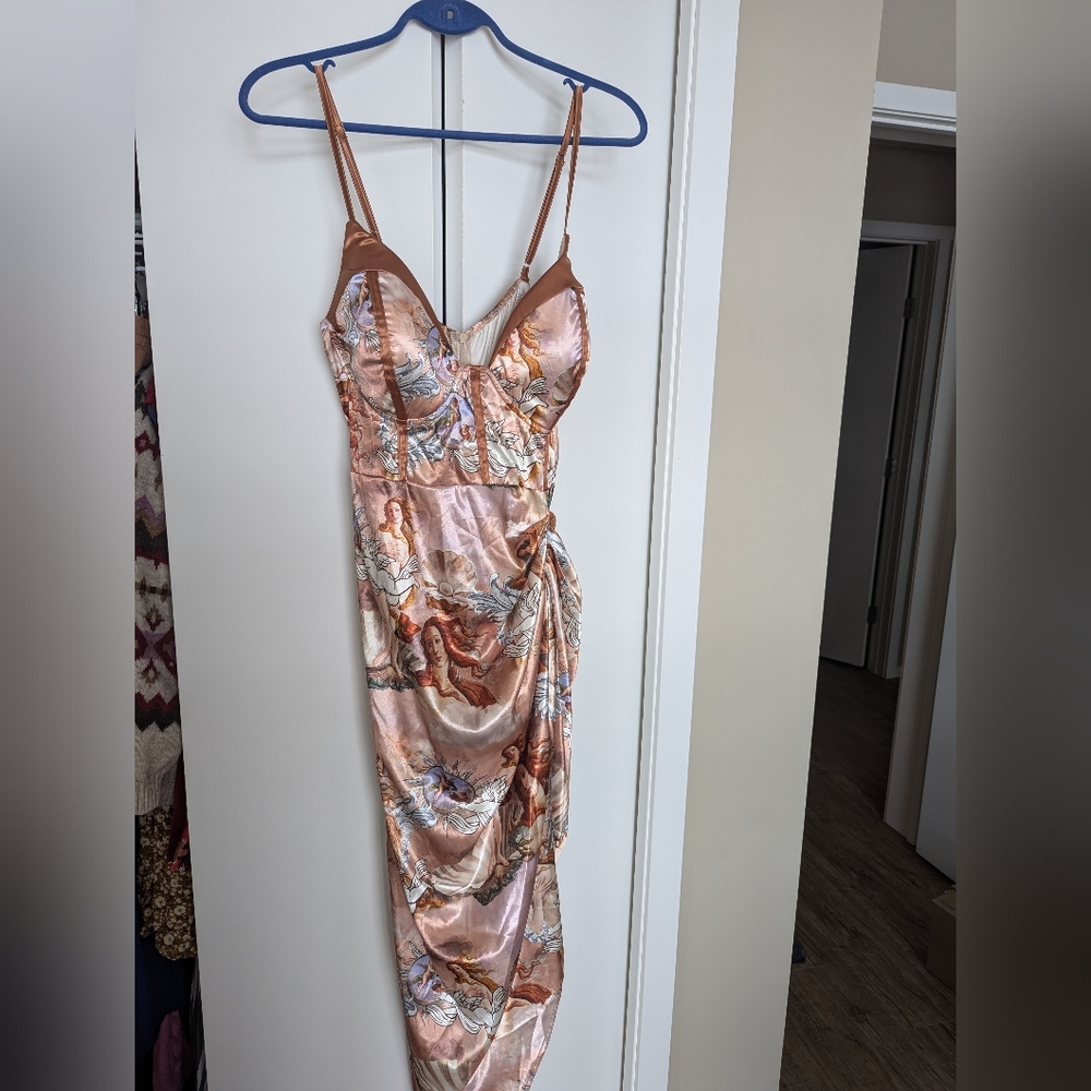 💖 2/$40 Renaissance Print Satin Corset Draped Maxi Dress – NWT - Picture 4 of 5